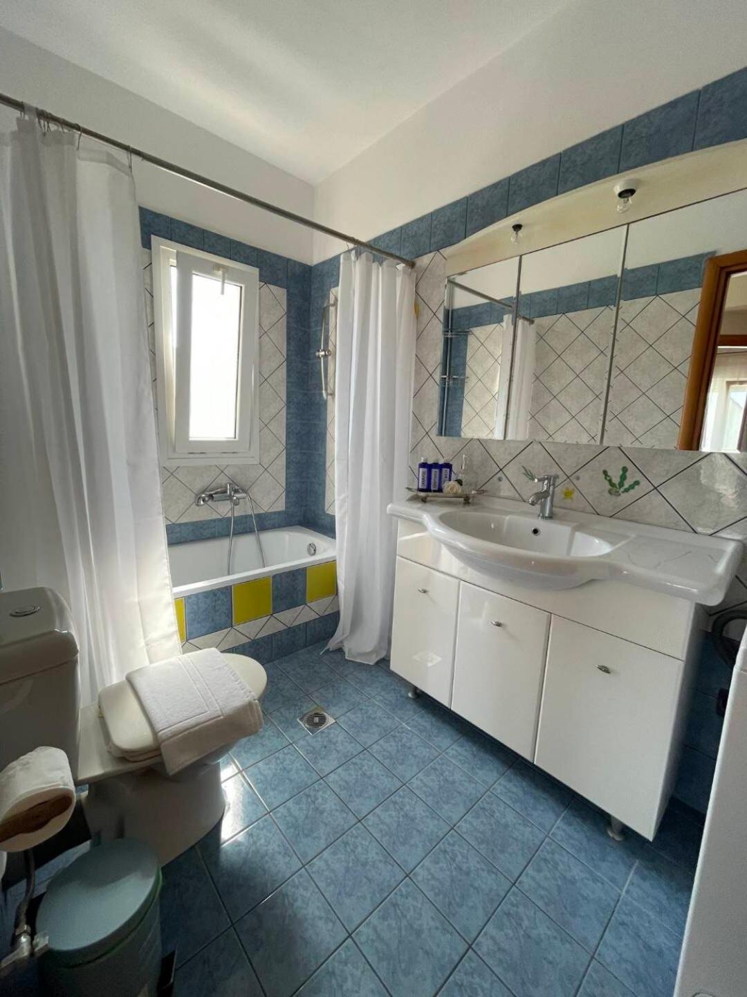 Maria'S House Villa Palaiontsiflikion Luaran gambar